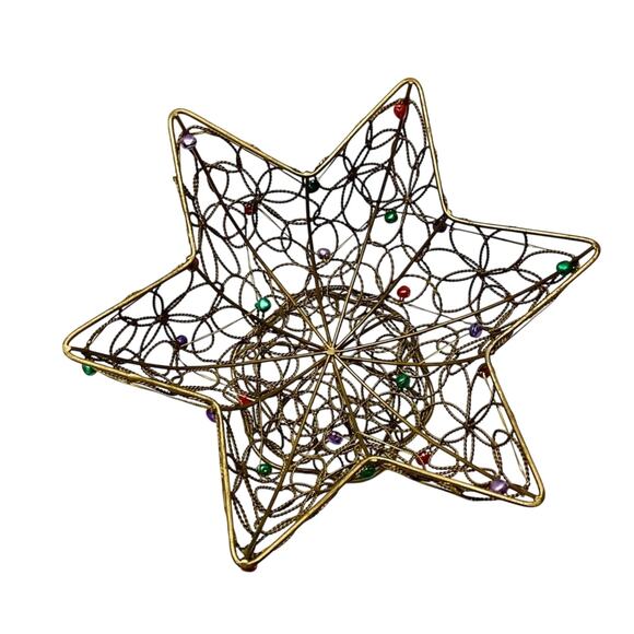 Star Shaped Christmas Wire Basket - Picture 2 of 4